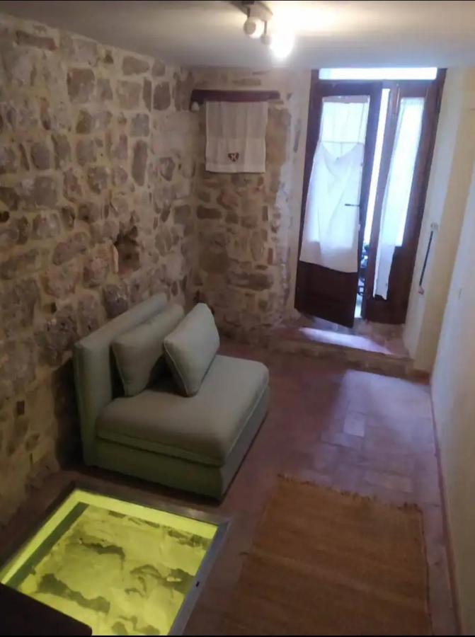 Casa Contadina In Borgo Medievale, Tuscany Monteguidi エクステリア 写真